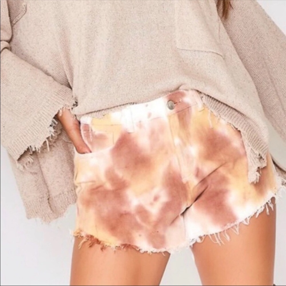 TIE DYE - Tie Dye Distressed Jean Shorts - Picture 4 of 7